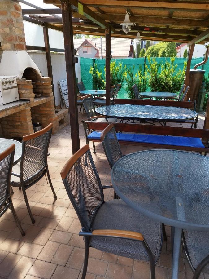 Toscana Lakeside Apartments I - II Family Friend Siofok Bagian luar foto