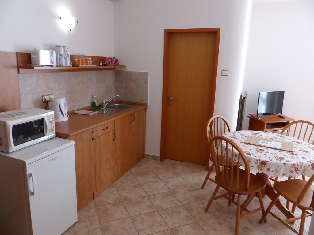 Toscana Lakeside Apartments I - II Family Friend Siofok Bagian luar foto