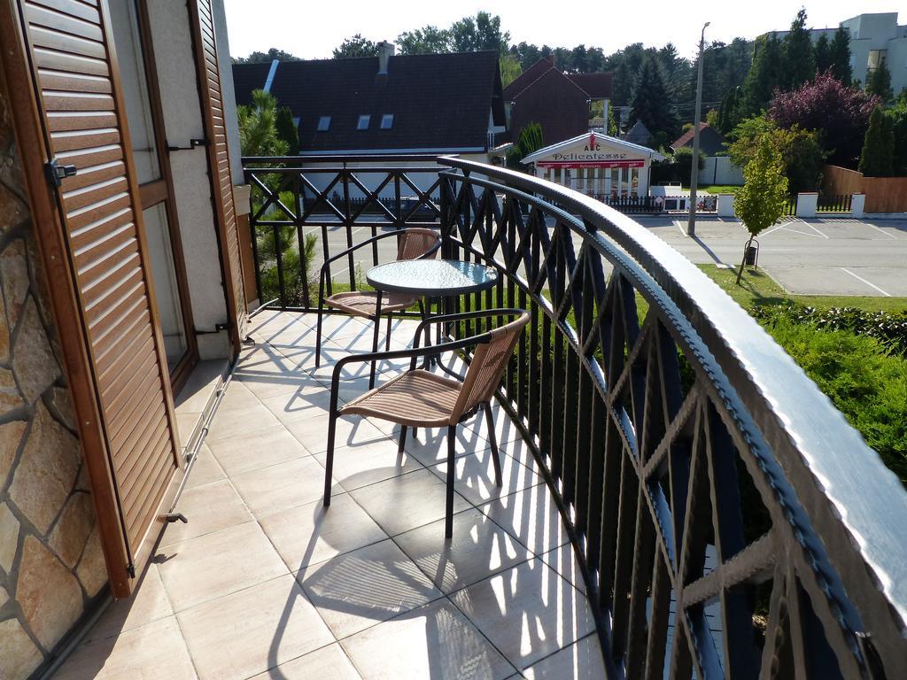 Toscana Lakeside Apartments I - II Family Friend Siofok Bagian luar foto