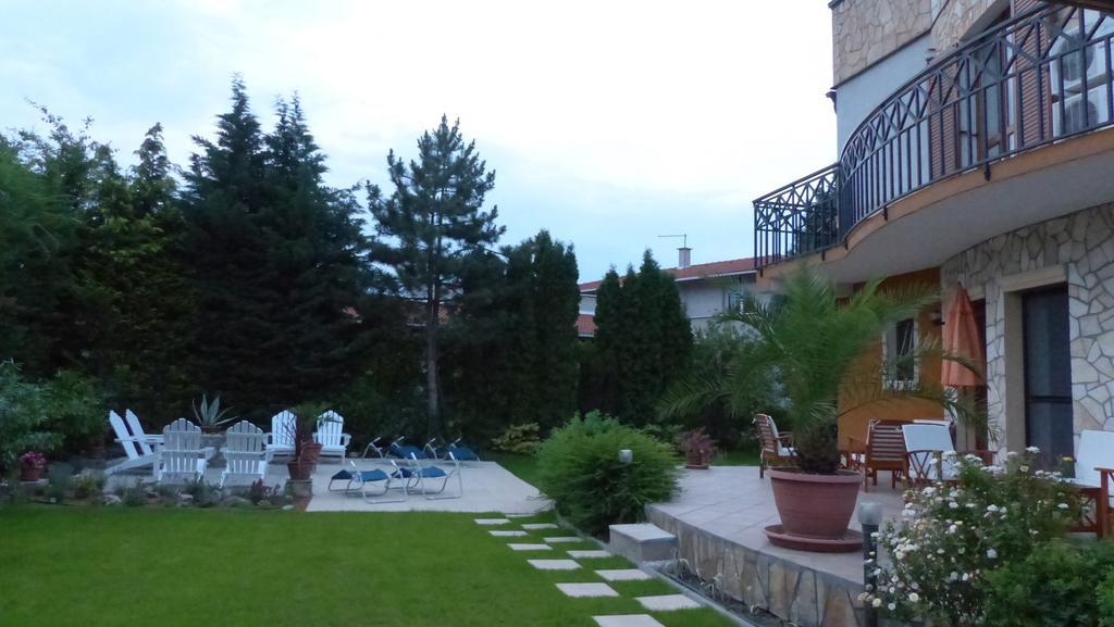 Toscana Lakeside Apartments I - II Family Friend Siofok Bagian luar foto