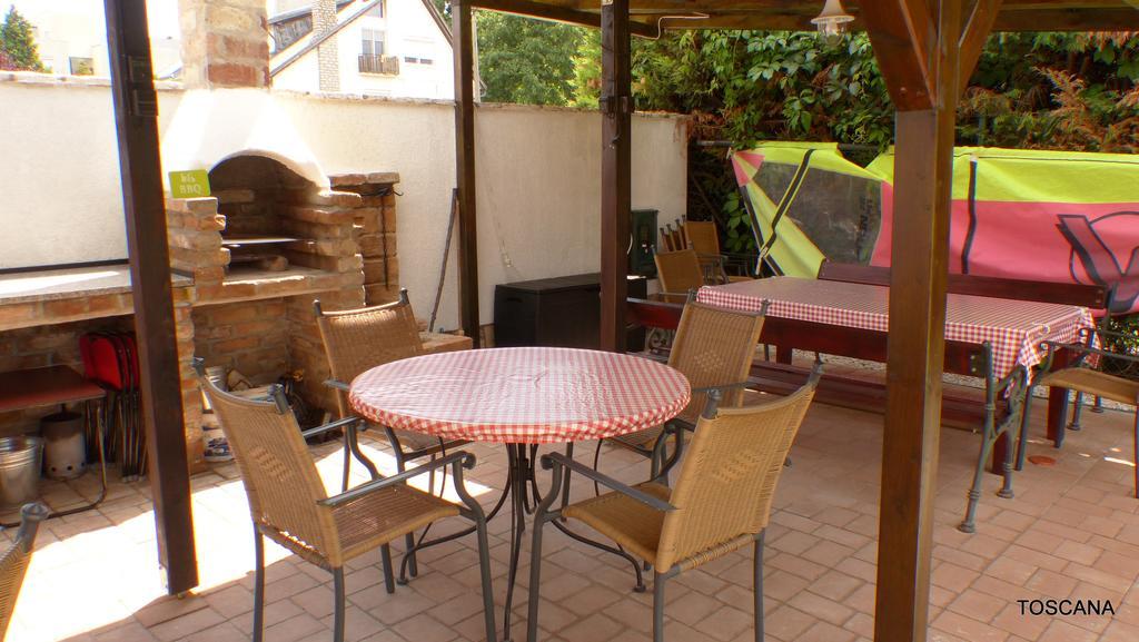 Toscana Lakeside Apartments I - II Family Friend Siofok Bagian luar foto