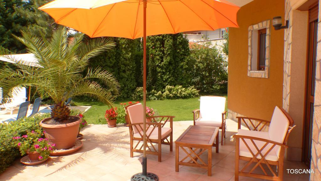 Toscana Lakeside Apartments I - II Family Friend Siofok Bagian luar foto