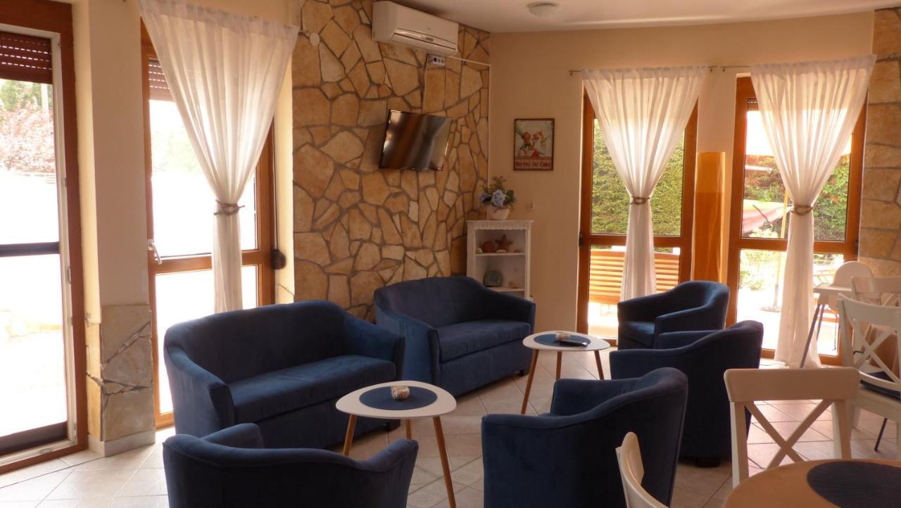Toscana Lakeside Apartments I - II Family Friend Siofok Bagian luar foto